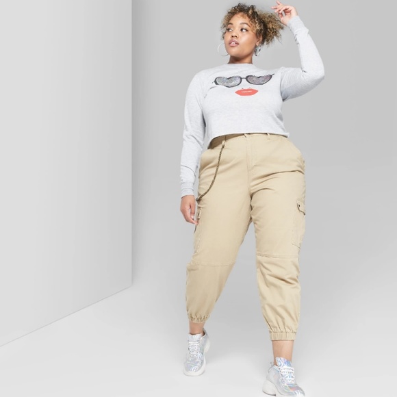 plus size cargo pants with chain